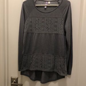 SALE Francesca’s Gray Size L Lace Detail Sweater